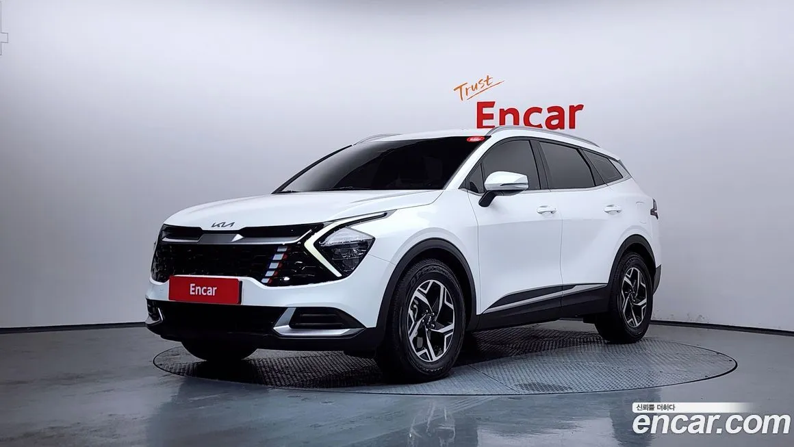 Kia Sportage — фото 1