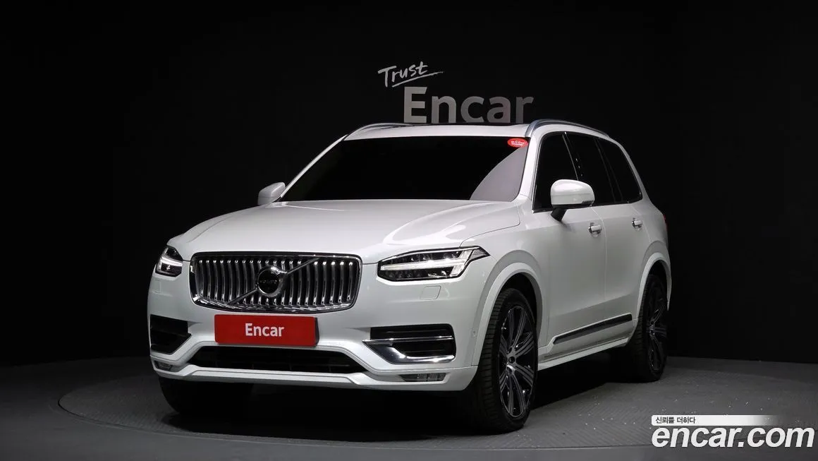 Volvo XC90 — фото 1