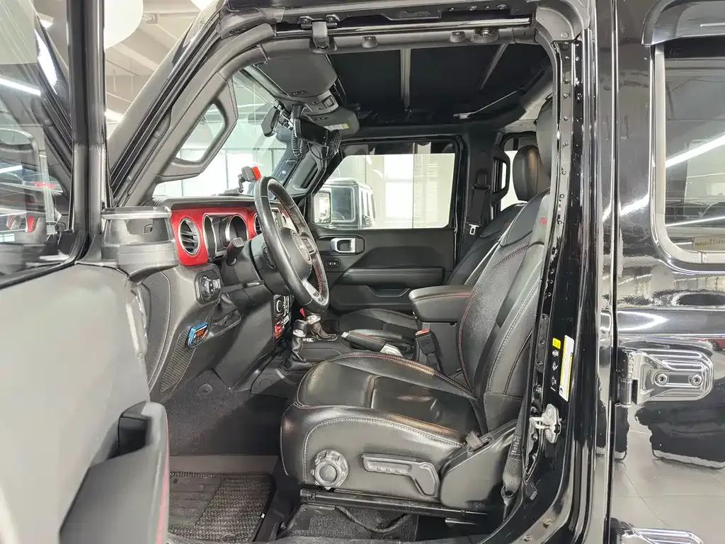 Jeep Wrangler 2021 из CN, фото 8