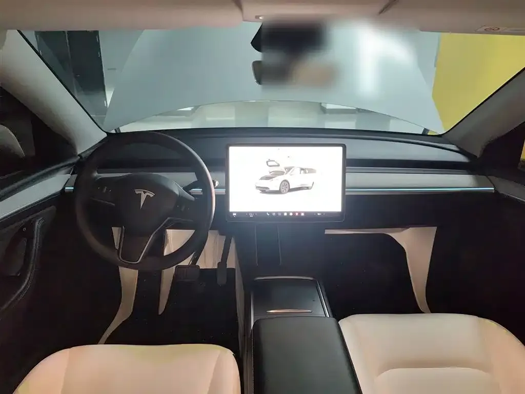 Tesla Model Y 2024 из CN, фото 4