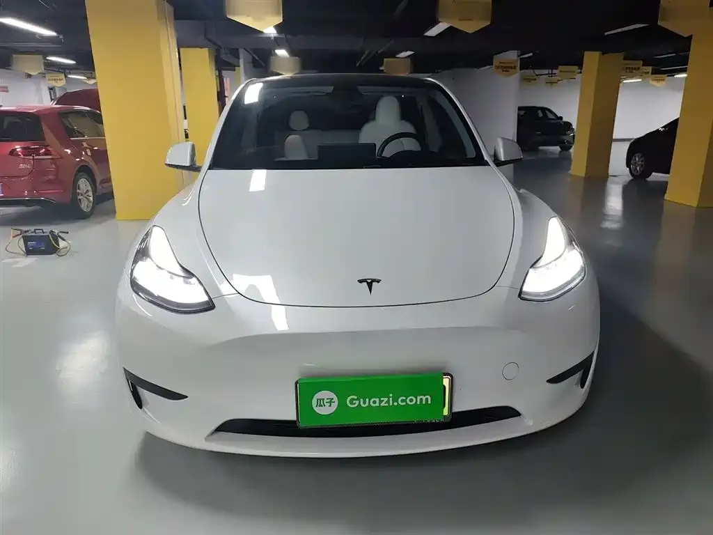 Tesla Model Y 2024 из CN, фото 7