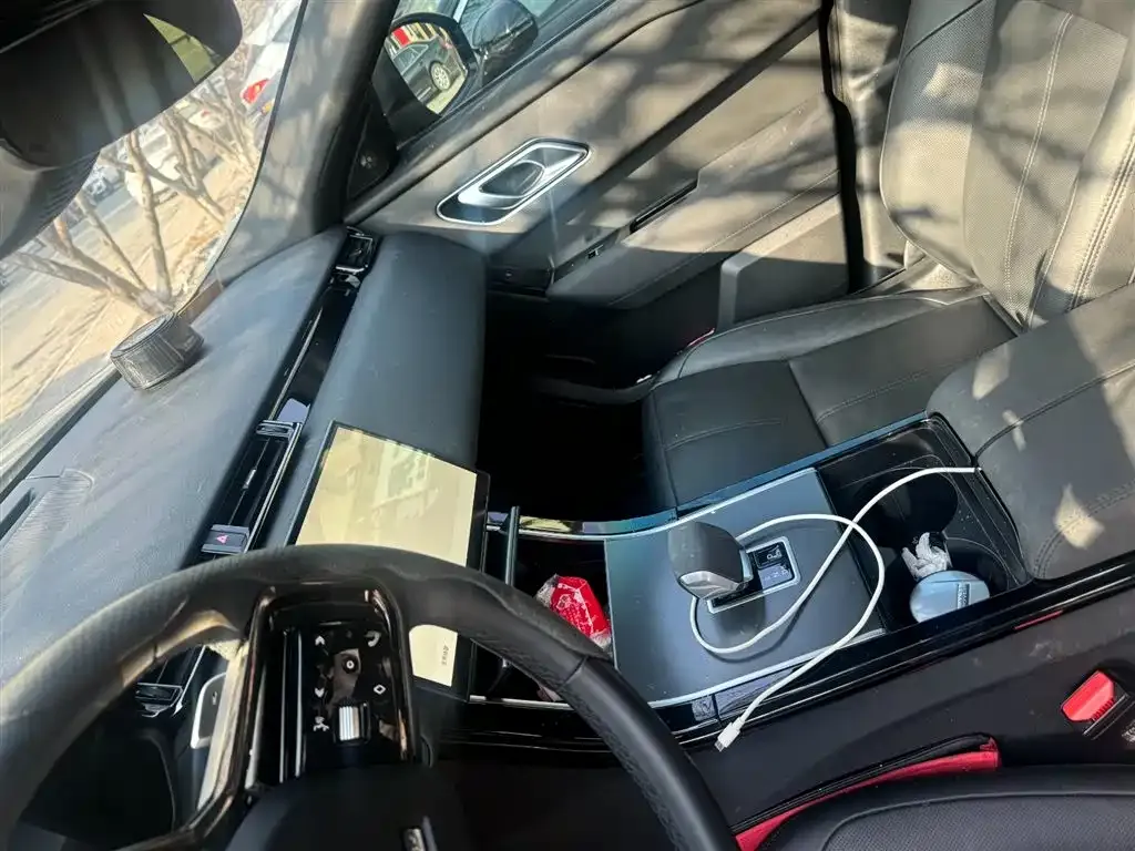 Land Rover Velar 2023 из CN, фото 3