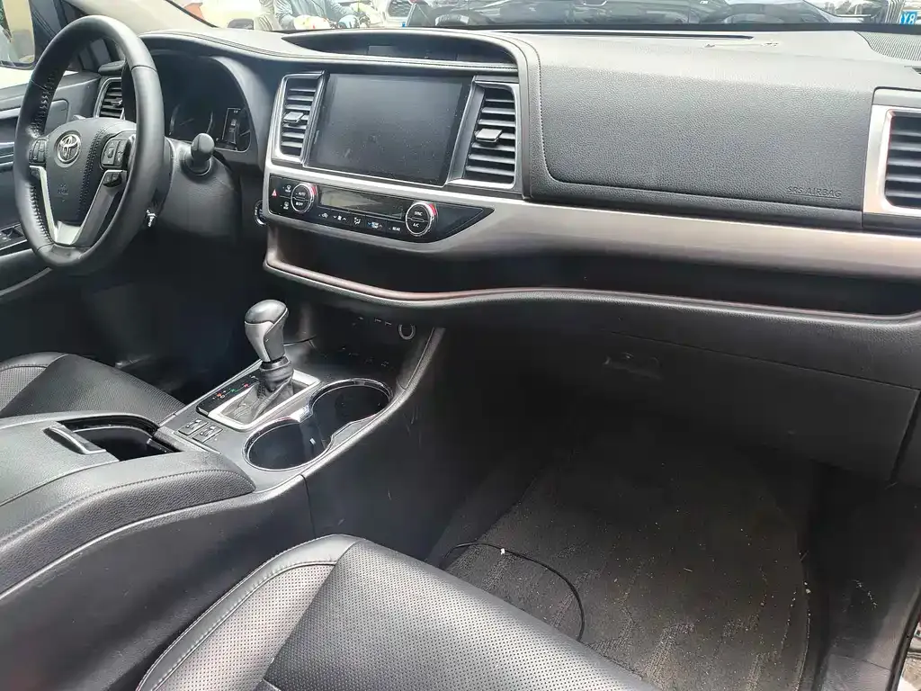 Toyota Highlander 2022 из CN, фото 5