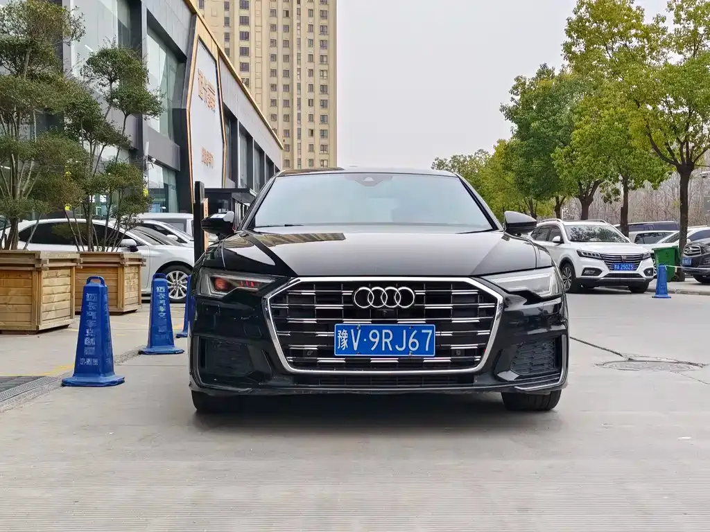 Audi A6L 2021 из CN, фото 5