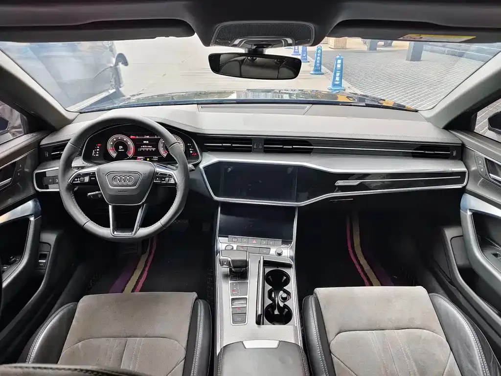 Audi A6L 2021 из CN, фото 7