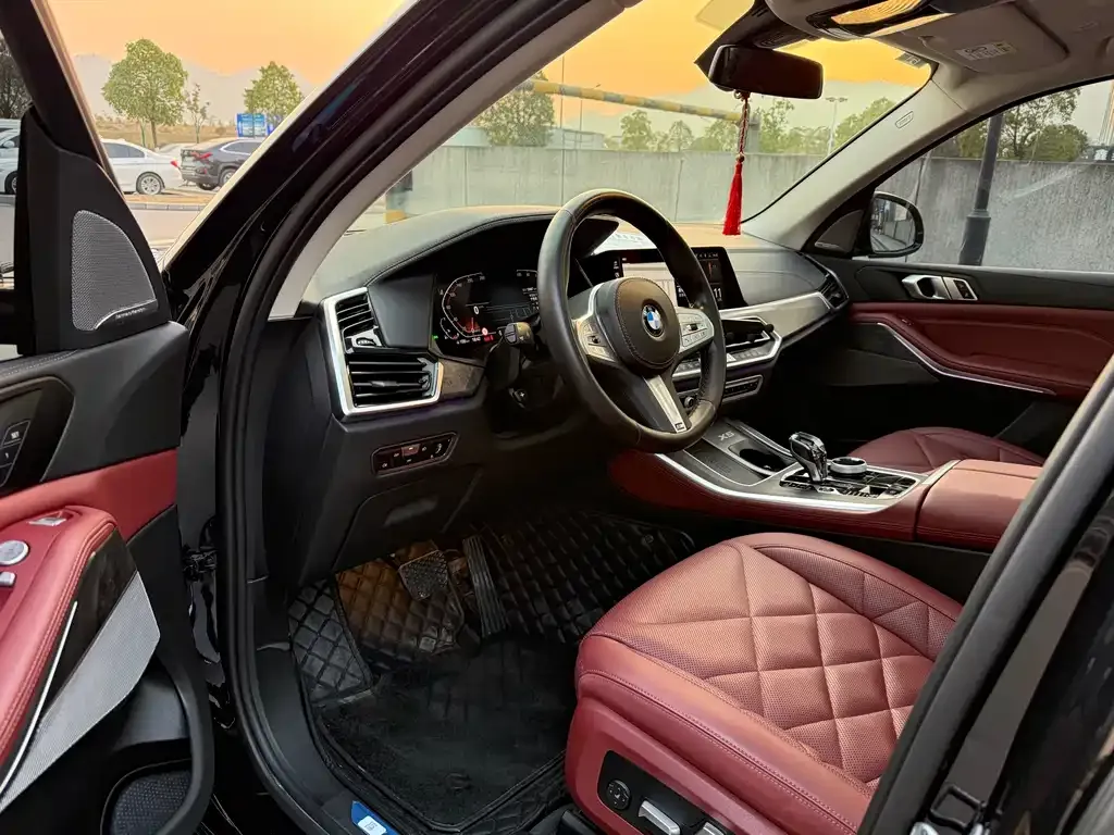 BMW X5 2023 из CN, фото 2