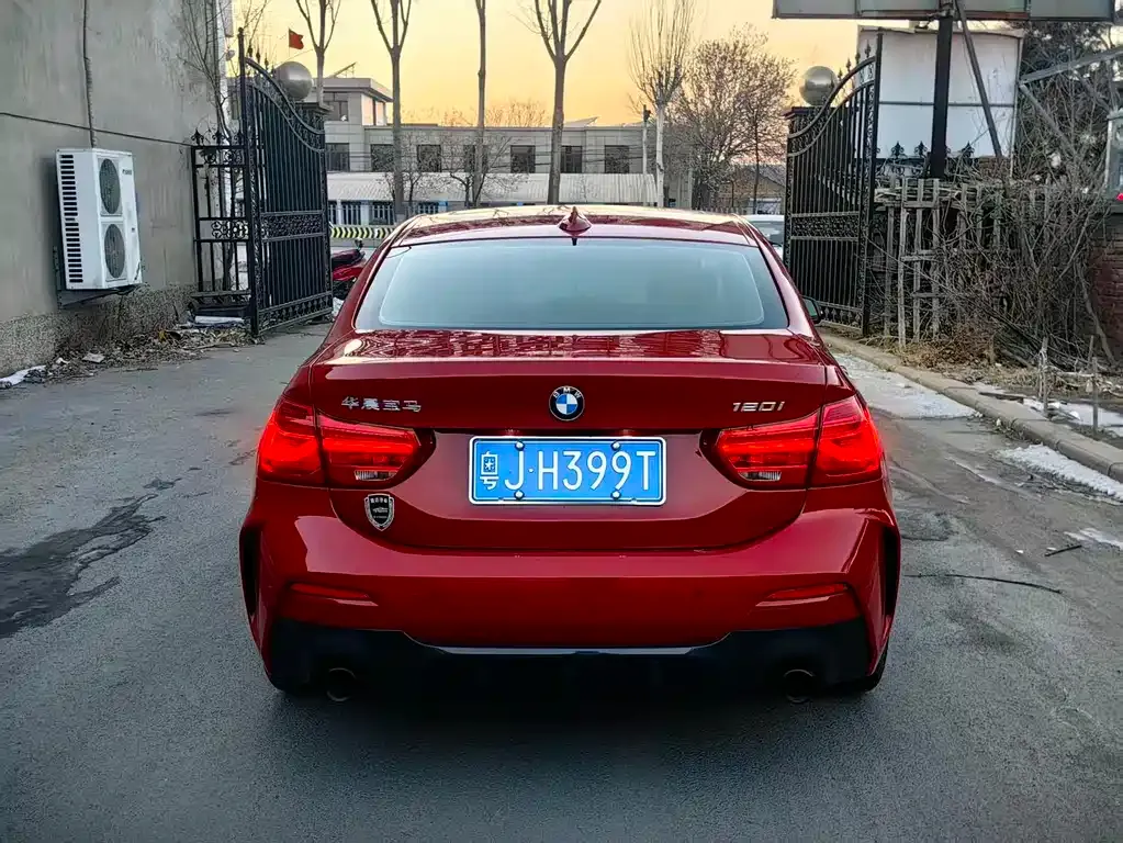 BMW 1 Series 2021 из CN, фото 7