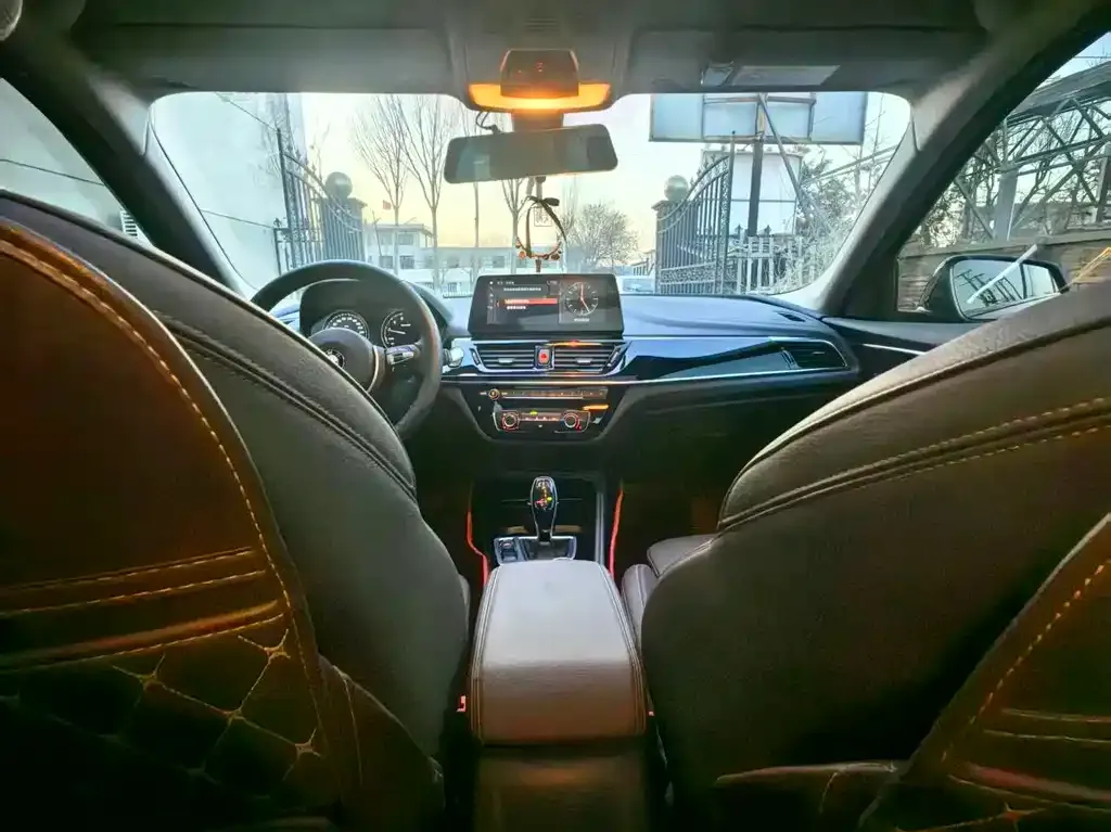 BMW 1 Series 2021 из CN, фото 5