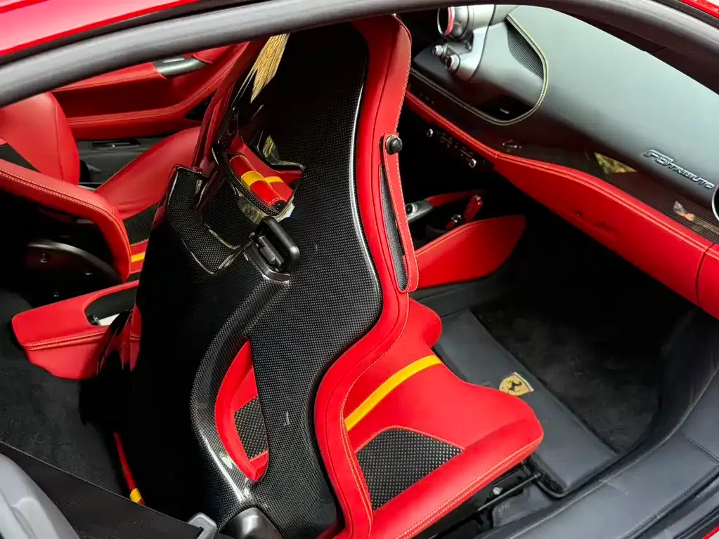 Ferrari F8 — фото 6