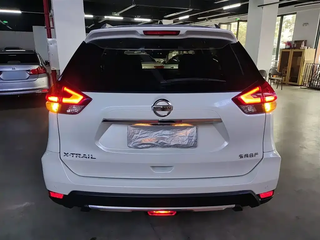 Nissan X-Trail 2021 из CN, фото 8