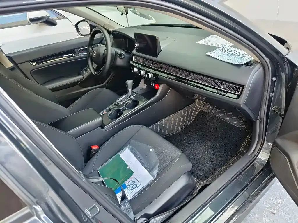 Honda Civic 2024 из CN, фото 6