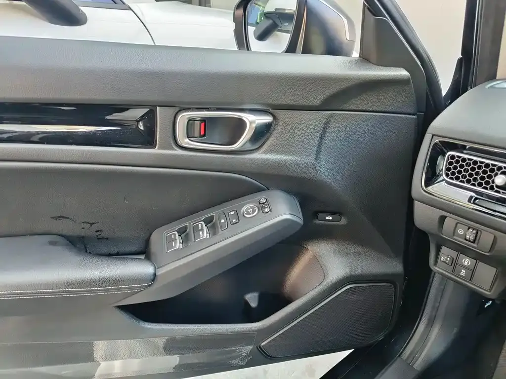 Honda Civic 2024 из CN, фото 10