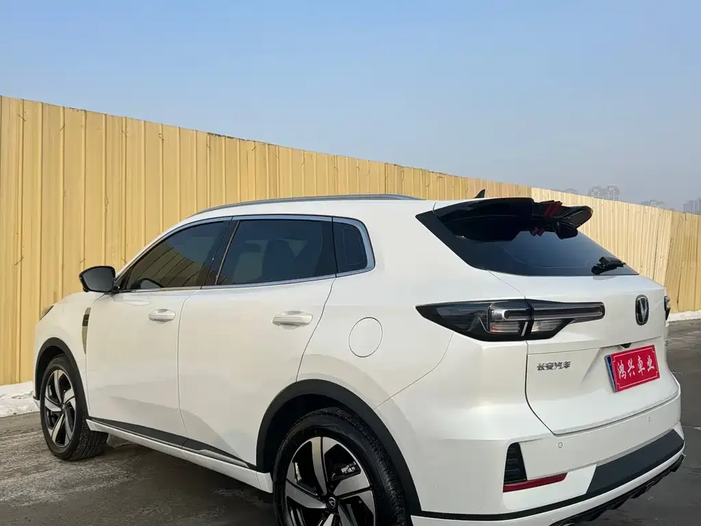 Changan CS55PLUS — фото 3