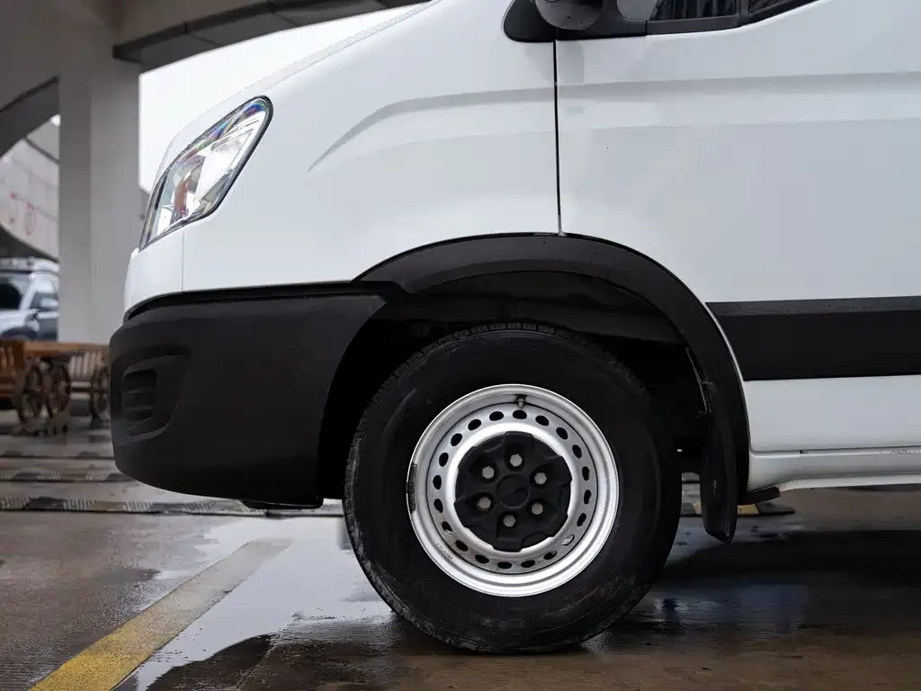 IVECO Ousheng 2023 из CN, фото 2