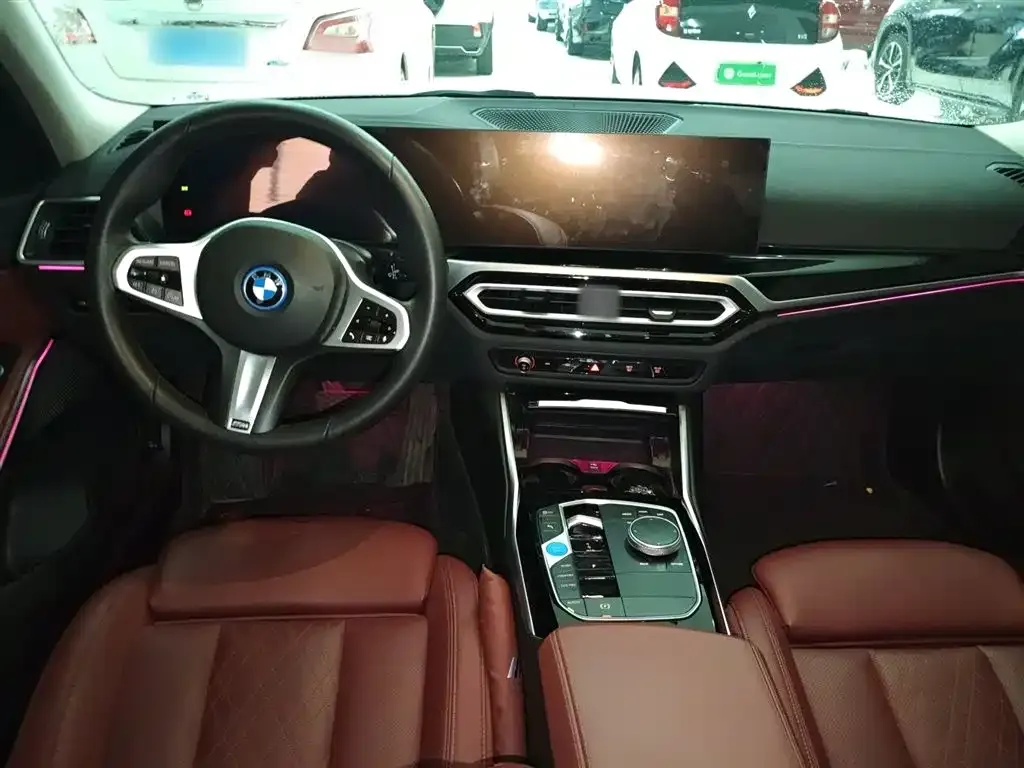 BMW i3 2024 из CN, фото 3