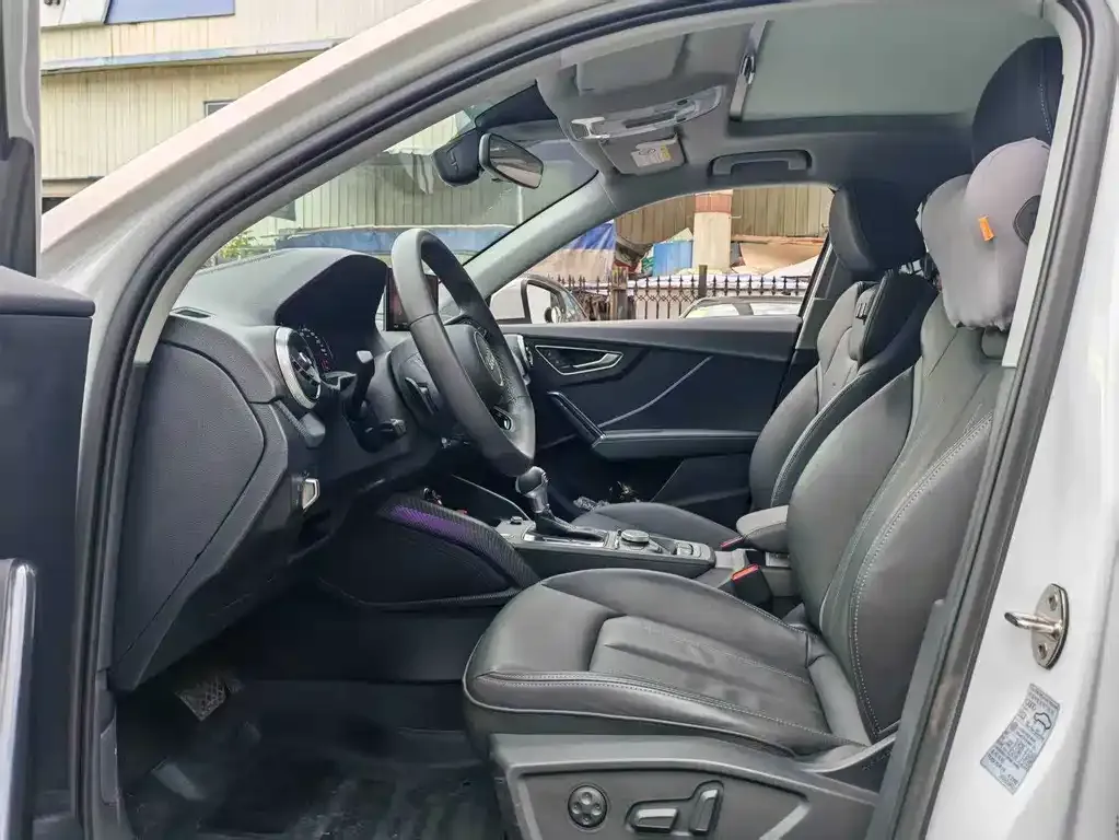 Audi Q2L 2023 из CN, фото 8
