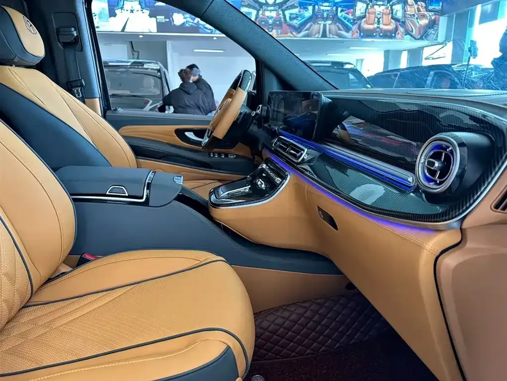 Mercedes-Benz Vito 2023 из CN, фото 7