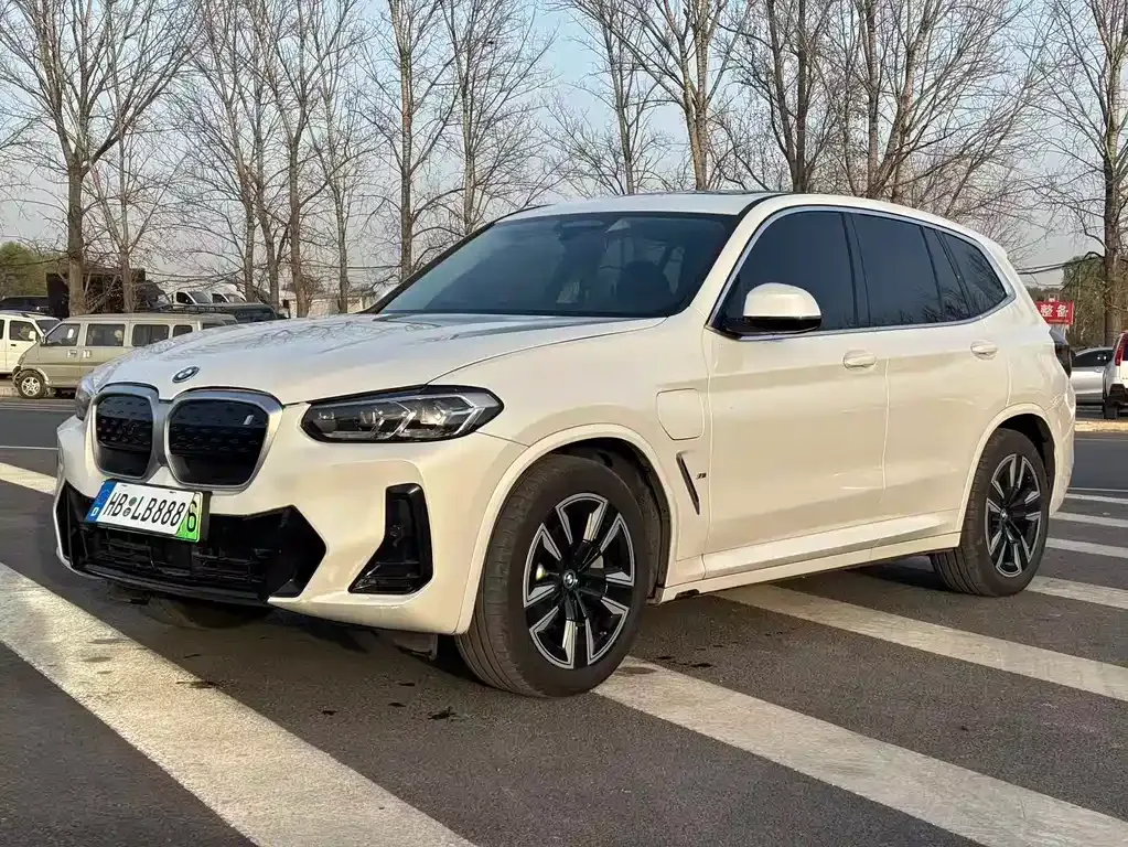 BMW iX3 2024 из CN, фото 4