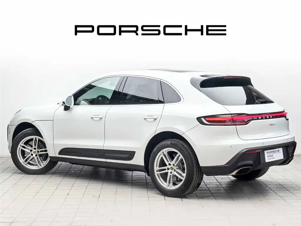 Porsche Macan — фото 8