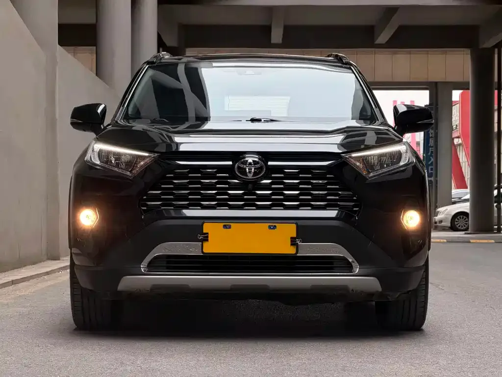 Toyota RAV4 2022 из CN, фото 7