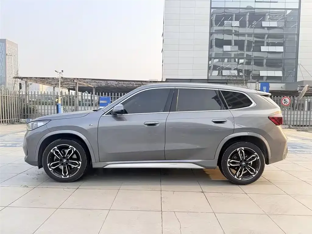 BMW X1 2024 из CN, фото 4