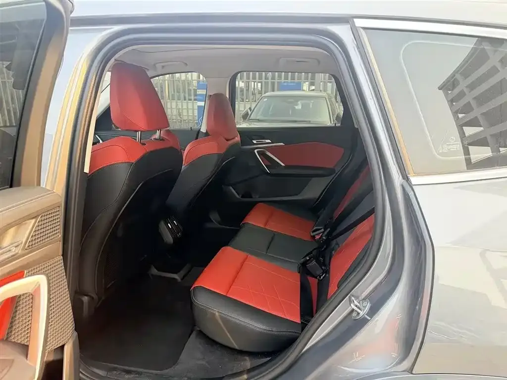 BMW X1 2024 из CN, фото 2