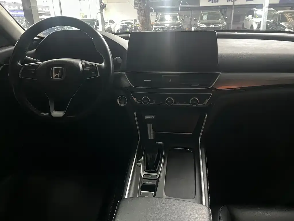 Honda Inspire — фото 7