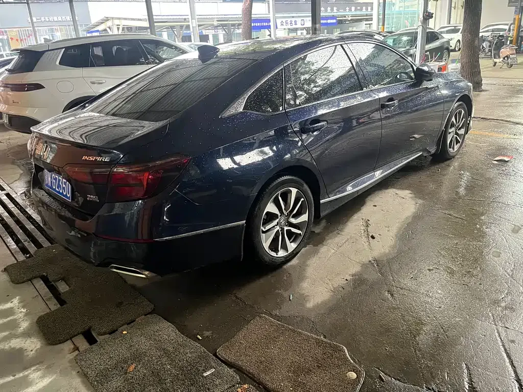 Honda Inspire — фото 8