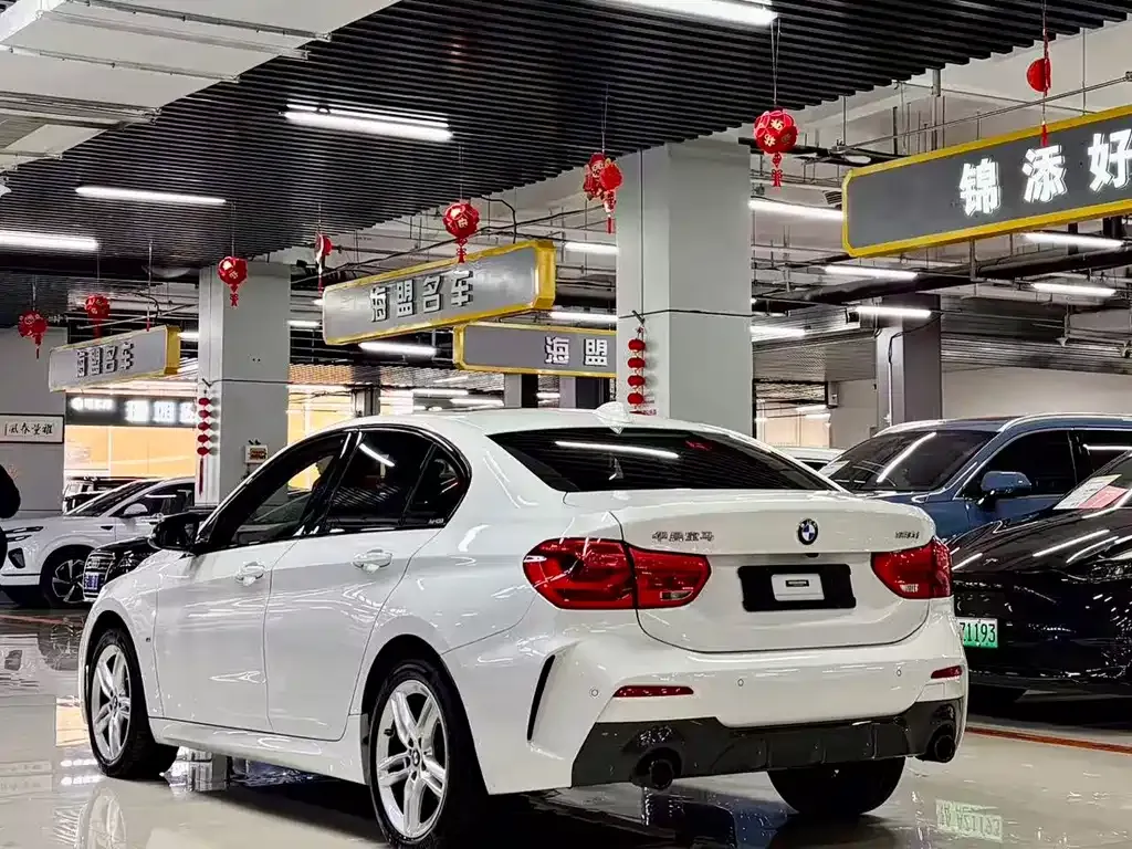 BMW 1 Series 2022 из CN, фото 9