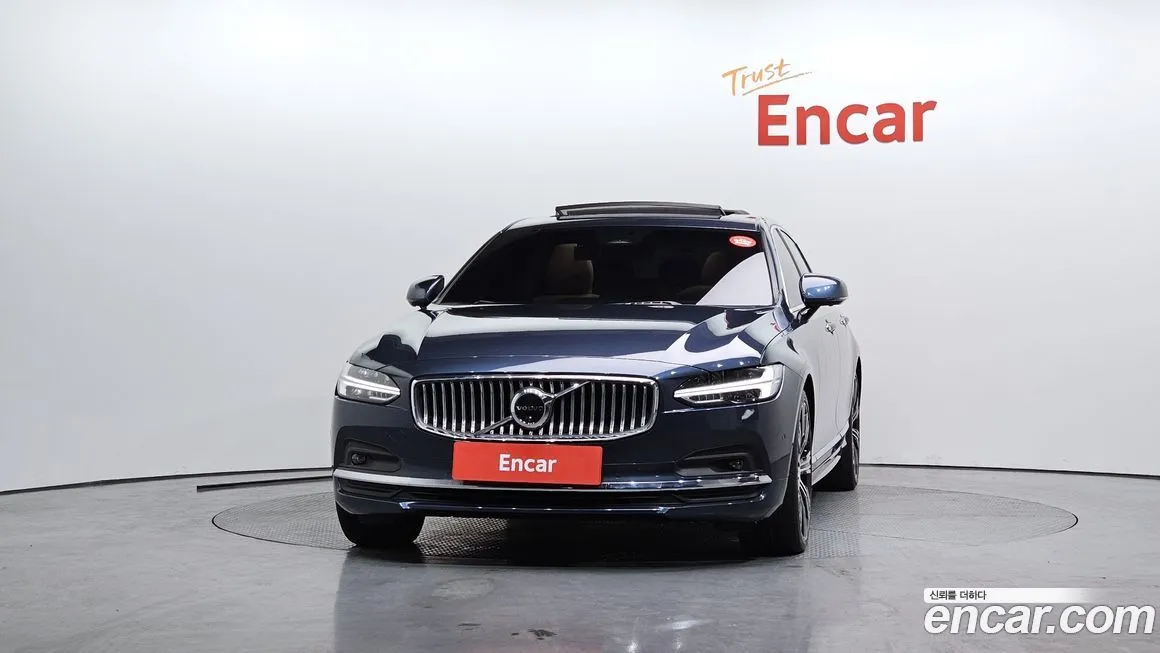 Volvo S90 2023 из KR, фото 3
