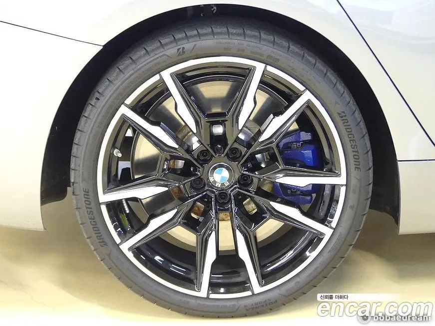 BMW 8-Series 2023 из KR, фото 9