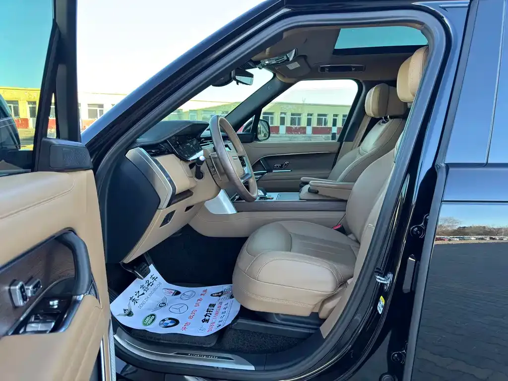 Land Rover Range Rover 2024 из CN, фото 10
