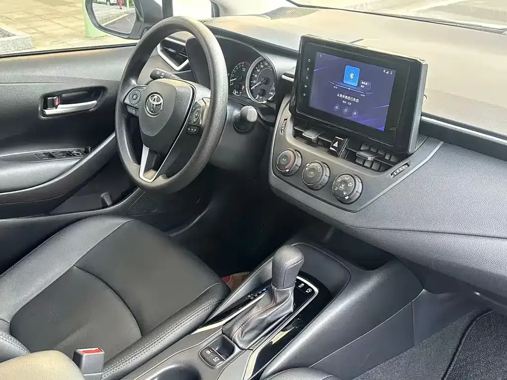 Toyota Corolla 2023 из CN, фото 7