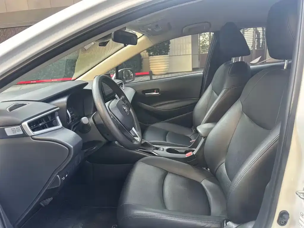 Toyota Corolla 2023 из CN, фото 8