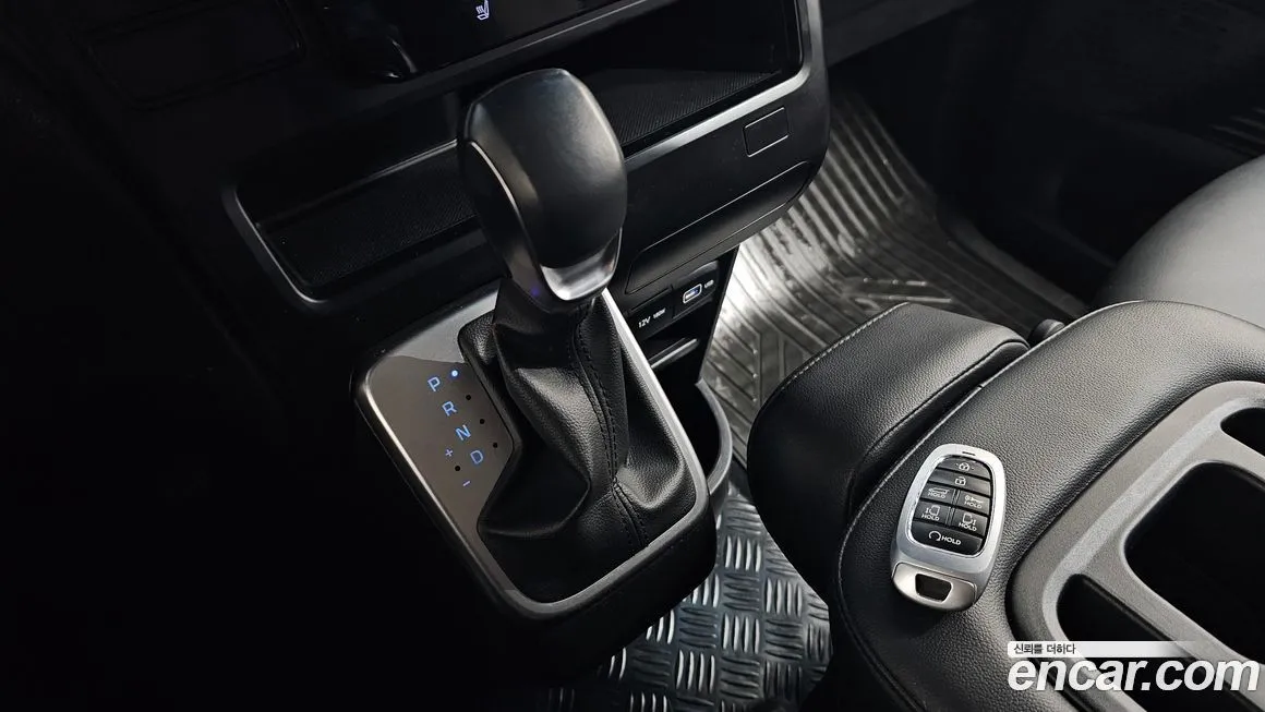 Hyundai Staria 2023 из KR, фото 5