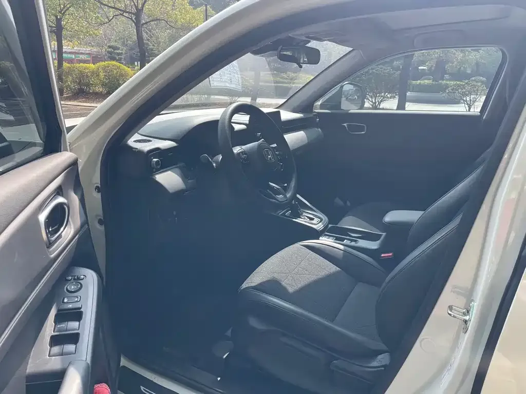 Honda Vezel 2024 из CN, фото 5