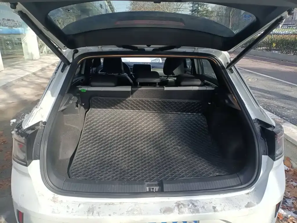 Volkswagen T-Roc 2024 из CN, фото 5