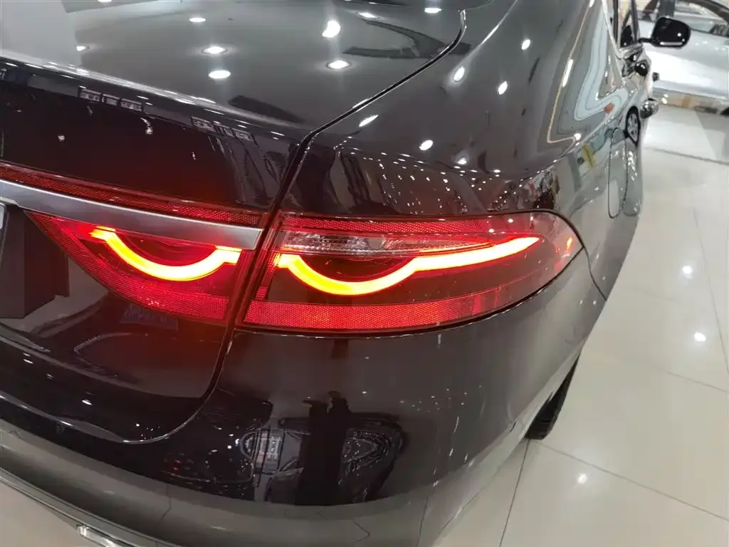 Jaguar XFL 2024 из CN, фото 10