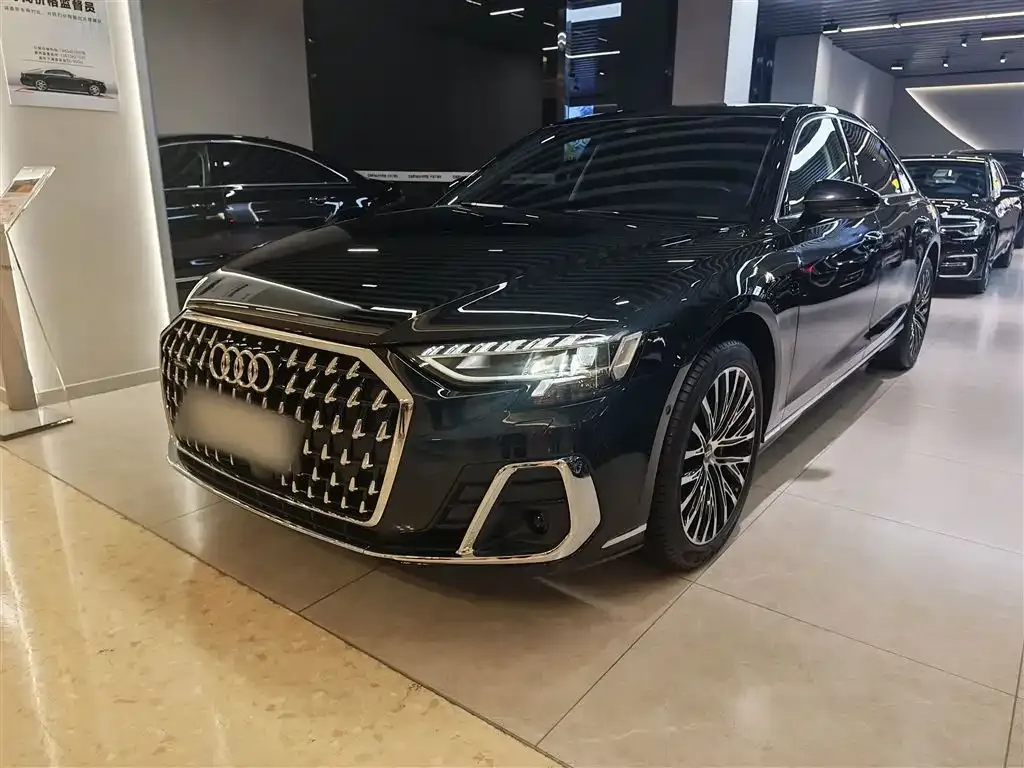 Audi A8 — фото 3