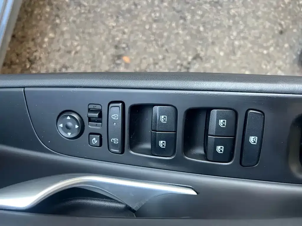Hyundai Elantra 2023 из CN, фото 6