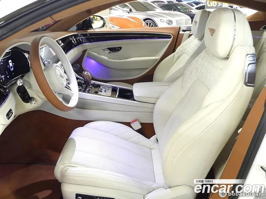 Bentley Continental 2023 из KR, фото 8