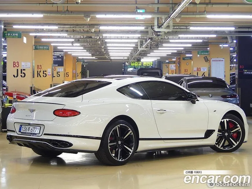 Bentley Continental 2023 из KR, фото 5