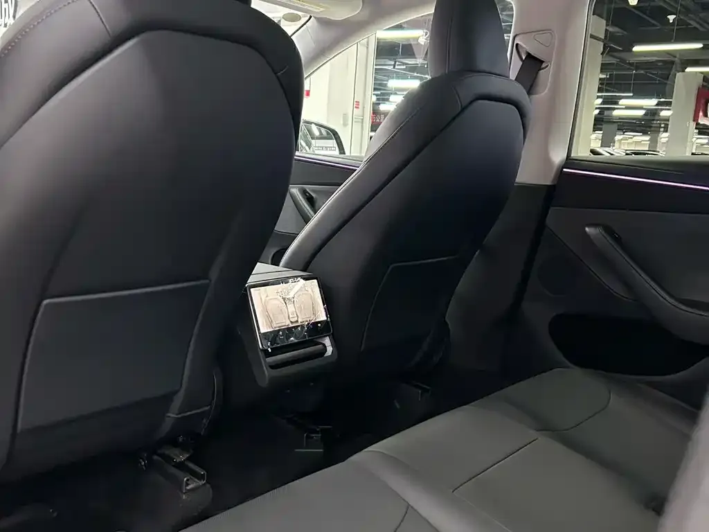 Tesla Model Y 2025 из CN, фото 2