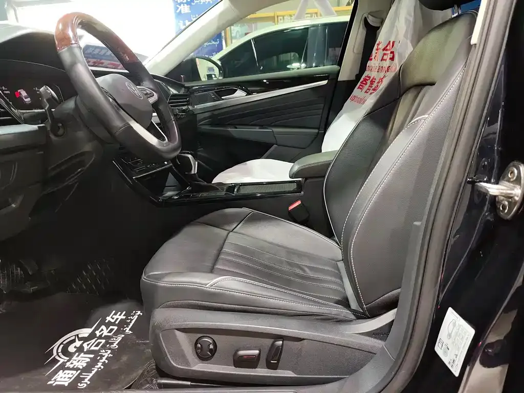 Volkswagen Passat 2022 из CN, фото 6