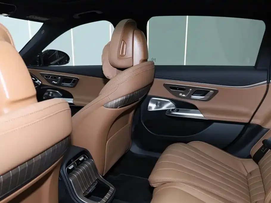 Mercedes-Benz E-Class 2025 из CN, фото 5