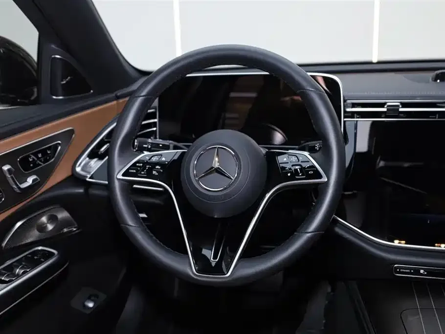 Mercedes-Benz E-Class 2025 из CN, фото 7
