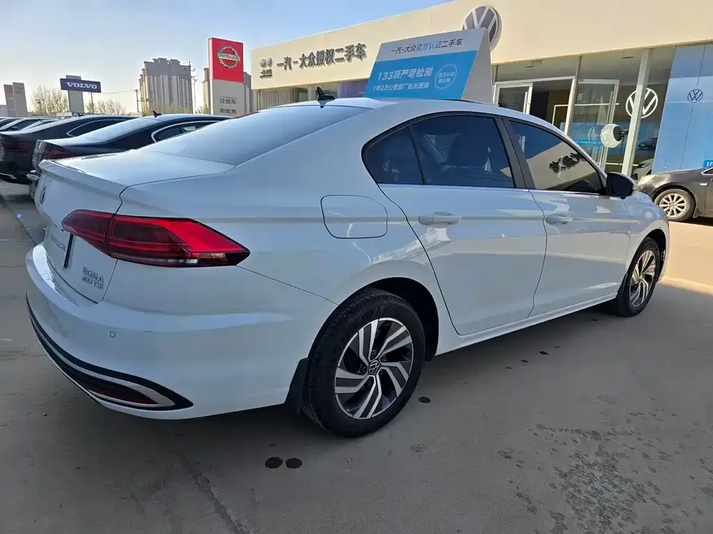 Volkswagen Bora 2024 из CN, фото 7