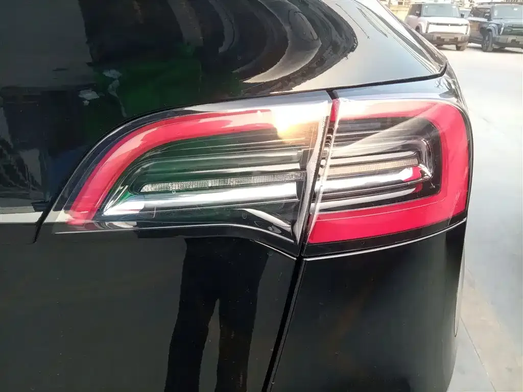Tesla Model Y 2024 из CN, фото 6