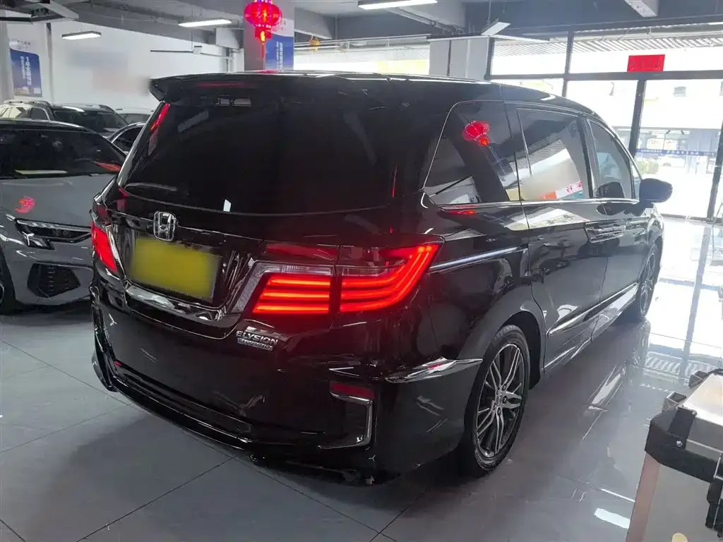 Honda Elysion 2021 из CN, фото 10