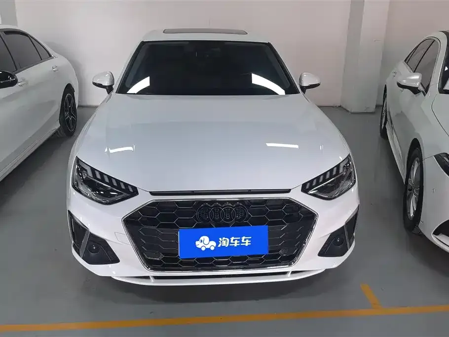 Audi A4L 2022 из CN, фото 2